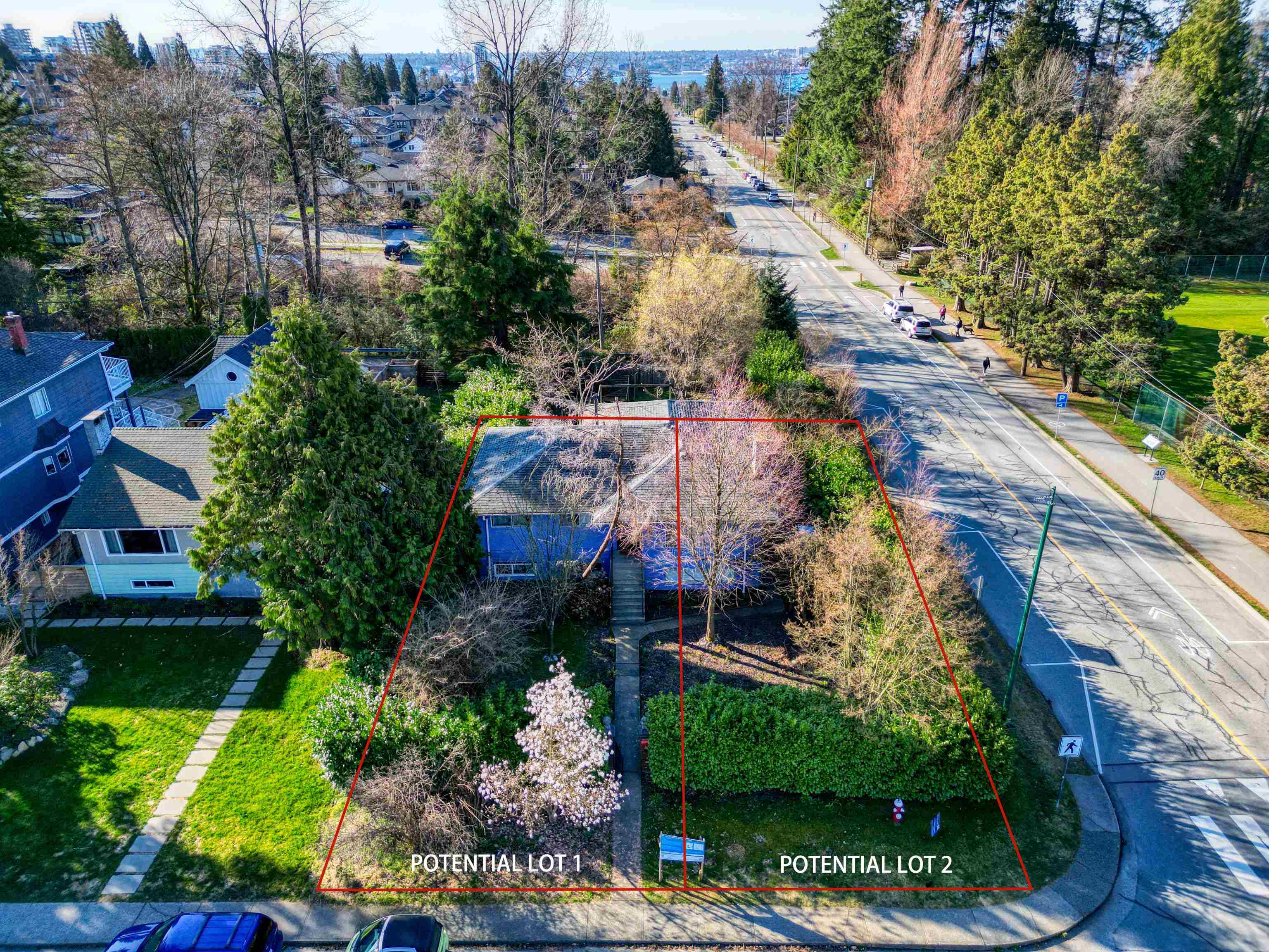 365 W 19th Street, North Vancouver, BC, V7M 1X7
