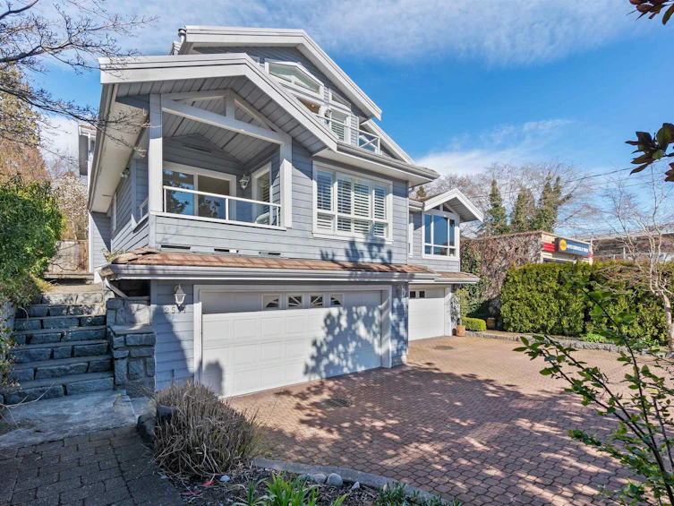 2517 Marine Drive, West Vancouver, BC, V7V 1L5