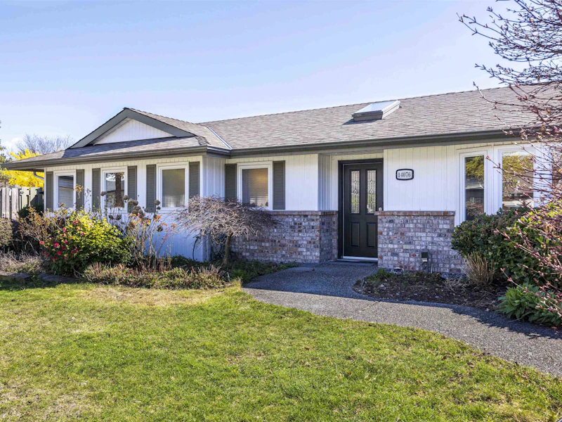 14076 17b Avenue, Surrey BC V4A 6S8