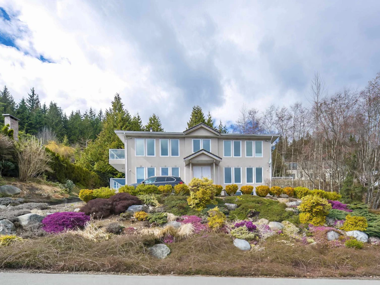 530 Craigmohr Drive, West Vancouver, BC, V7S 1W6