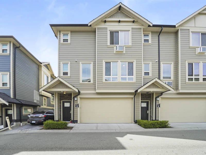 32 - 19913 70th Avenue, Langley BC