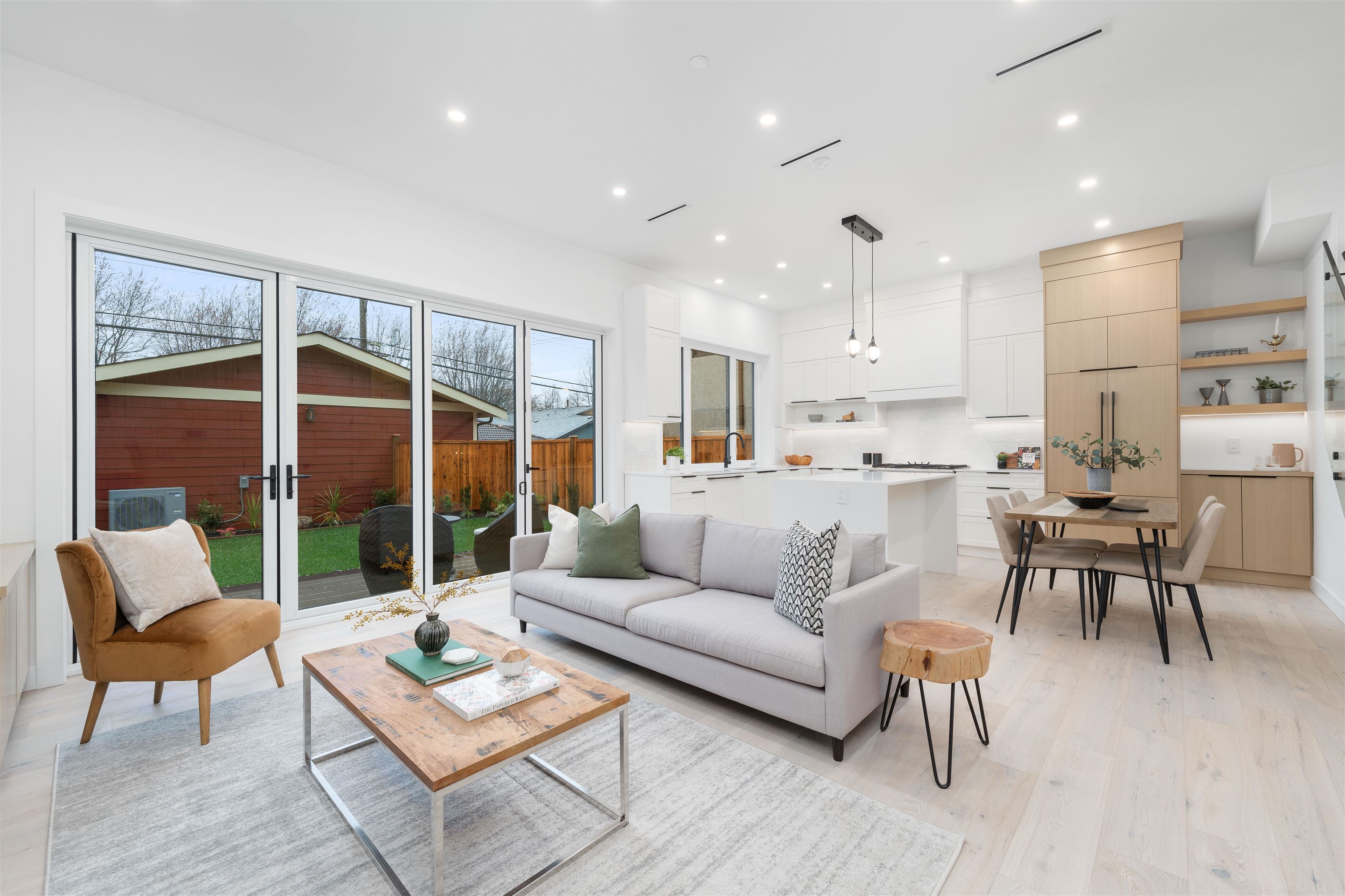 2-2630 Eton Street, Vancouver, BC, V5K 1K1