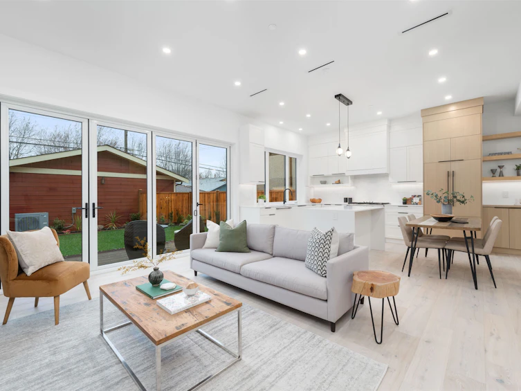 2-2630 Eton Street, Vancouver, BC, V5K 1K1