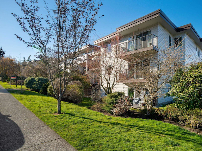 207 - 2125 W 2nd Avenue, Vancouver BC V6K 1H7