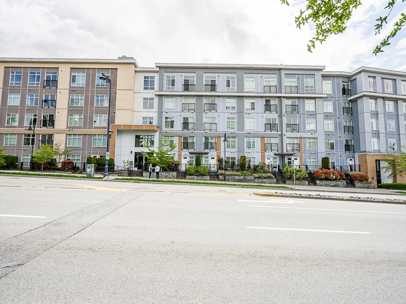 535 - 13728 108th Avenue, Surrey BC V3T 0G2