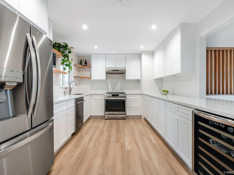 5055 Georgia Street, Burnaby, BC, V5B 1V2