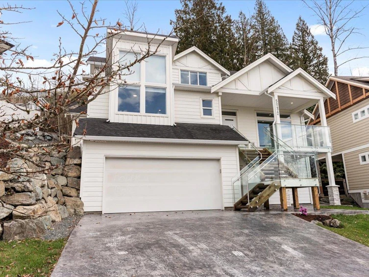 50472 Kingston Drive, Chilliwack, BC, V4Z 0C2