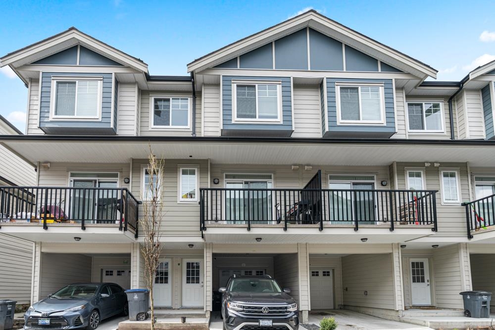 69-13898 64 Avenue, Surrey, BC, V3W 1L6