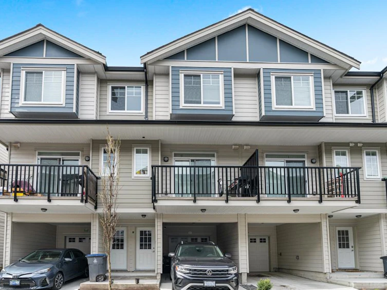 69-13898 64 Avenue, Surrey, BC, V3W 1L6