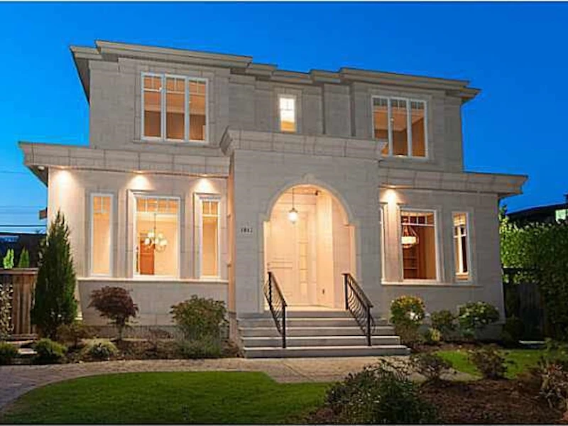 1067 W 47th Avenue, Vancouver BC V6M 2L3