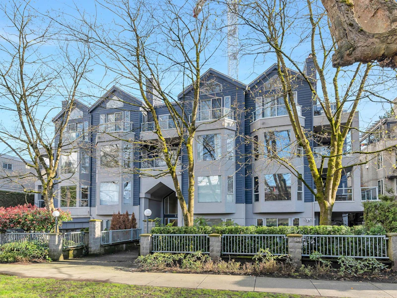 405 - 3720 W 8th Avenue, Vancouver BC V6R 1Z3