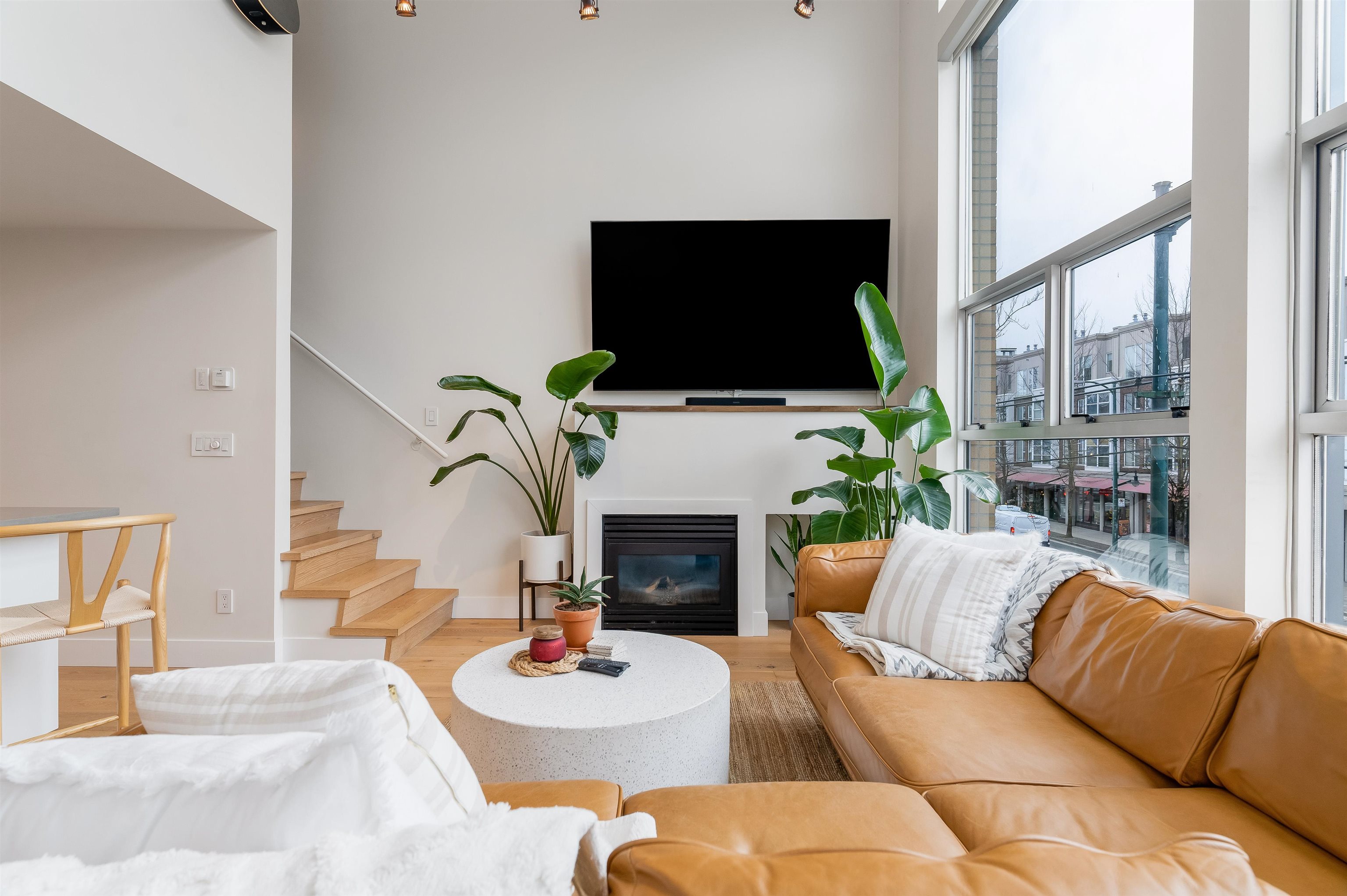 4-2088 W 11th Avenue, Vancouver, BC, V6J 2C9