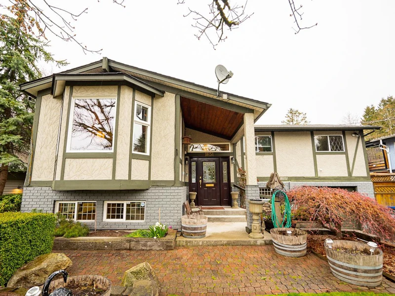18151 58th Avenue, Surrey BC V3S 1M2