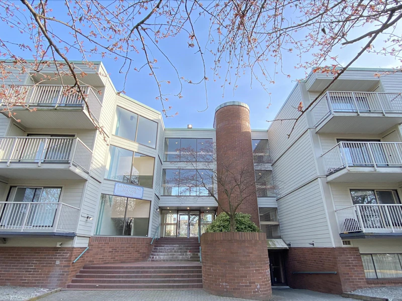 221 - 8500 Lansdowne Road, Richmond BC V6X 3G4