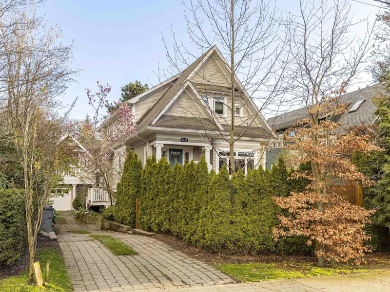 2312 W 5th Avenue, Vancouver BC V6K 1S5