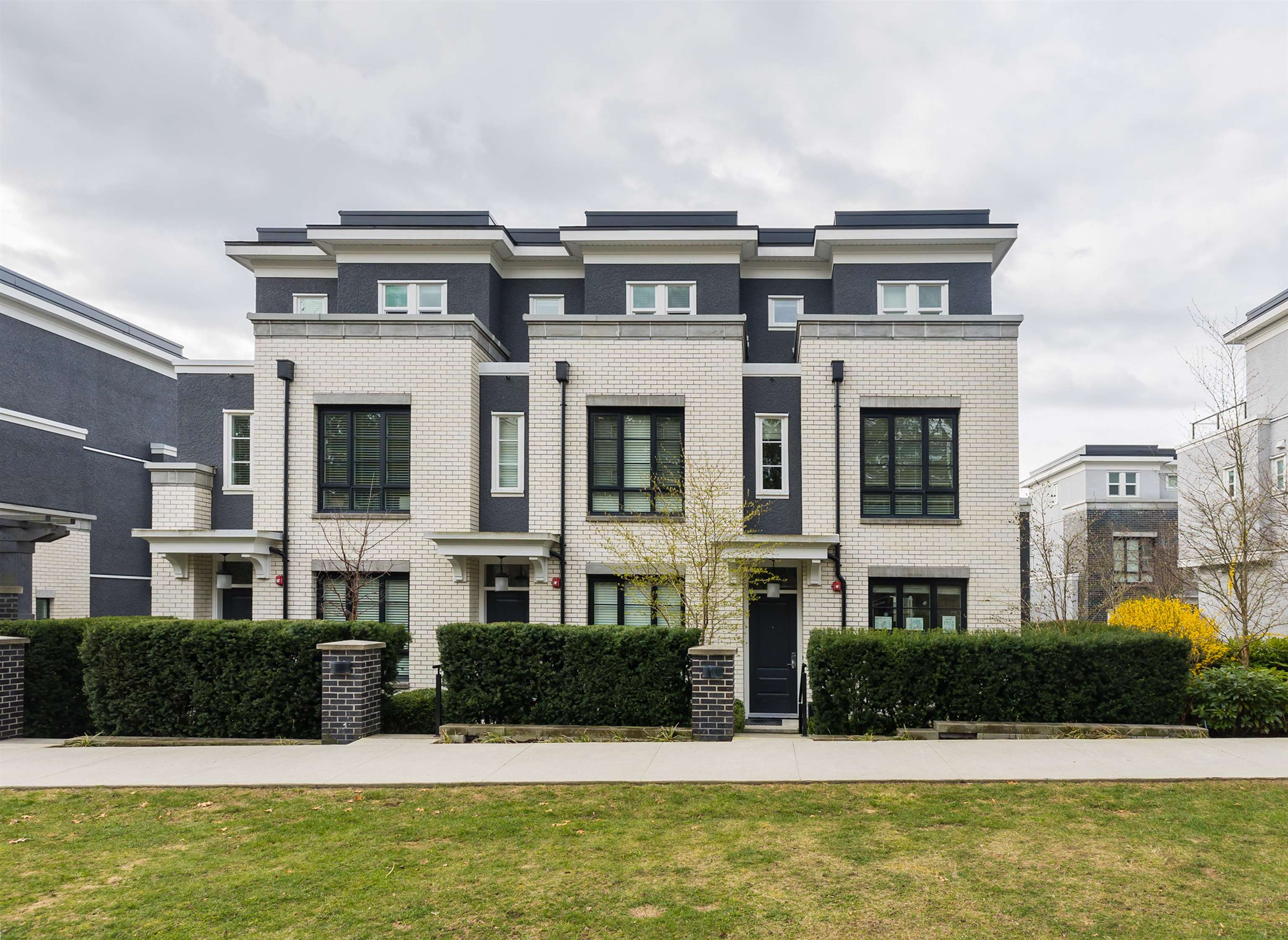 250 W 62nd Avenue, Vancouver, BC, V5X 0G7