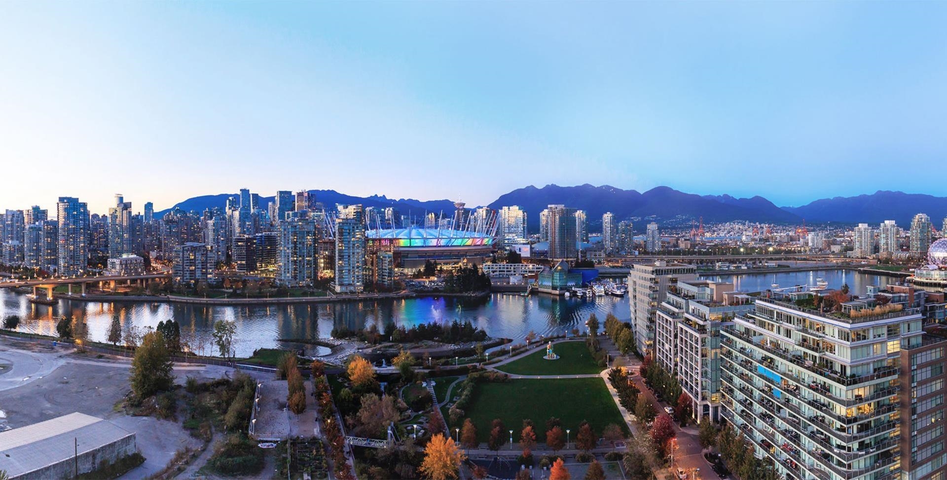911-1768 Cook Street, Vancouver, BC, V5Y 0N3