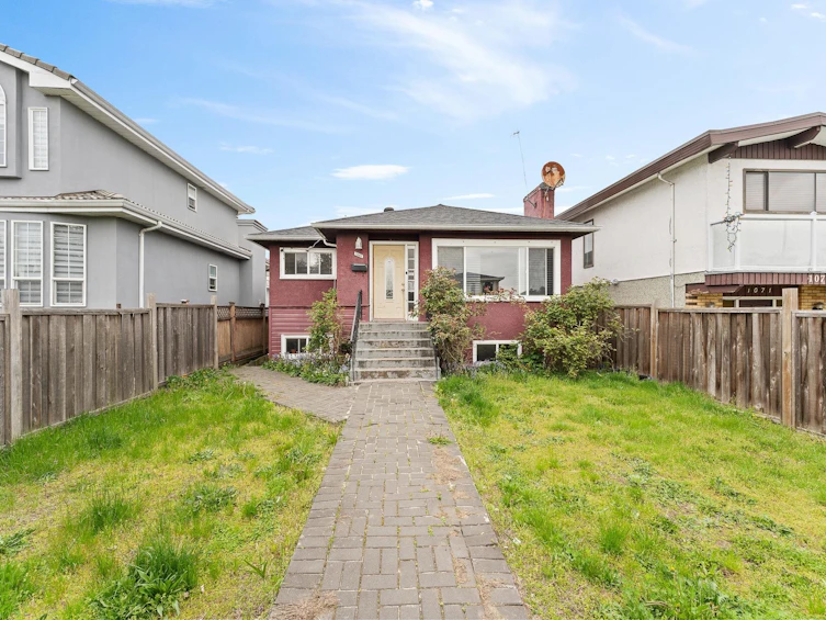 1061 E 57th Avenue, Vancouver, BC, V5X 1T4