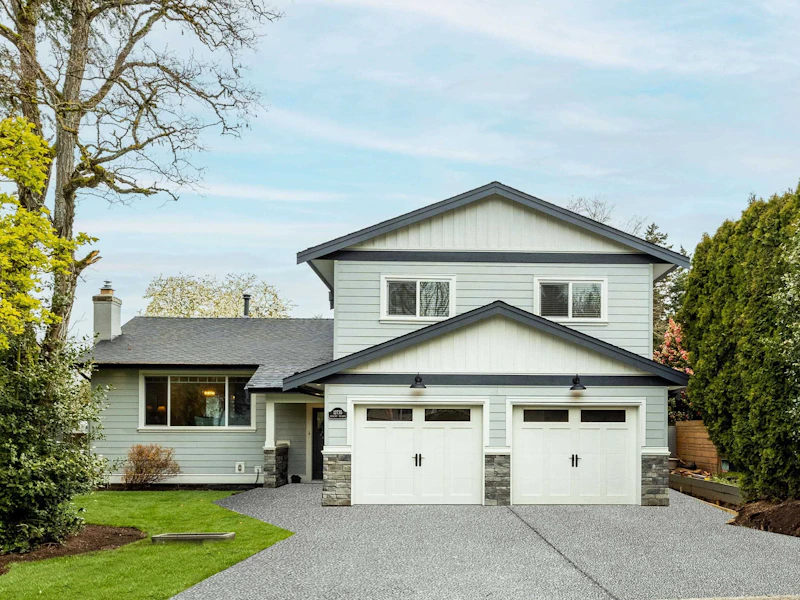 12735 27a Avenue, Surrey BC V4A 2N5