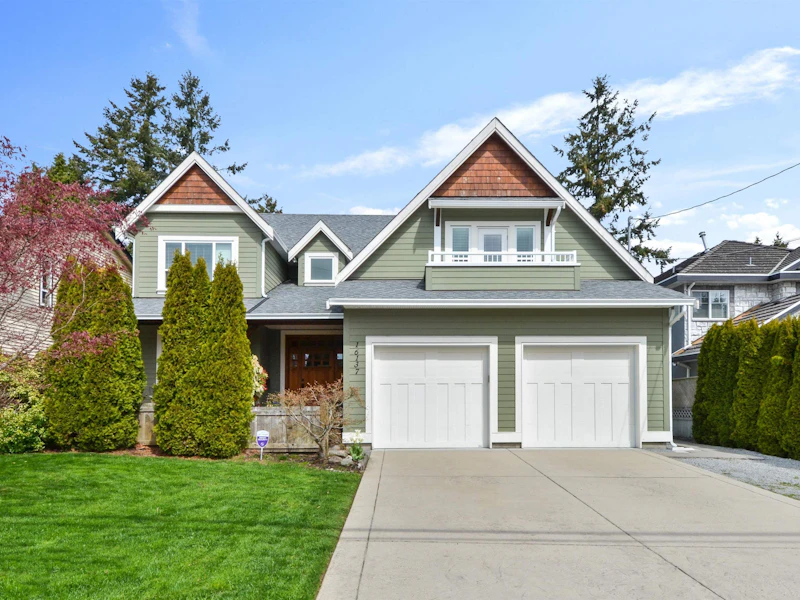 16137 14th Avenue, Surrey BC V4A 1H1