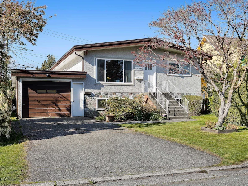 46195 Lewis Avenue, Chilliwack BC V2P 3E2