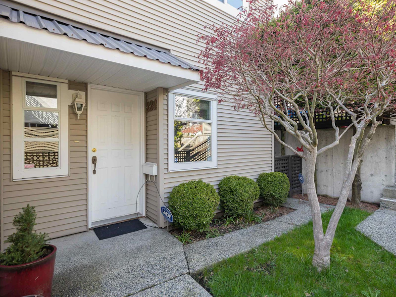 224 E 6th Street, North Vancouver BC V7L 1P5