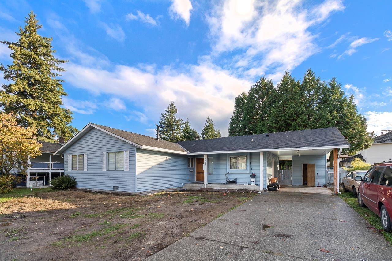12986 68 Avenue, Surrey, BC, V3W 6J1