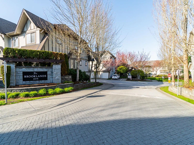25 - 15175 62a Avenue, Surrey BC V3S 1X1