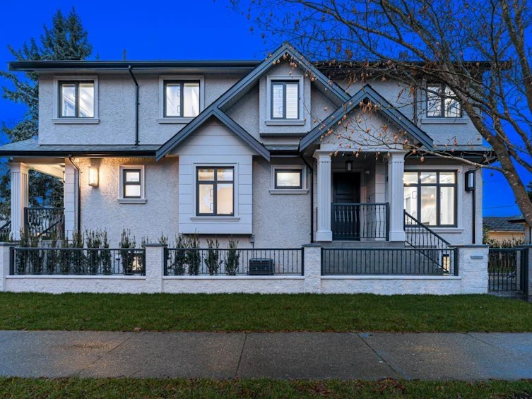 3736 Macdonald Street, Vancouver, BC, V6L 1K3