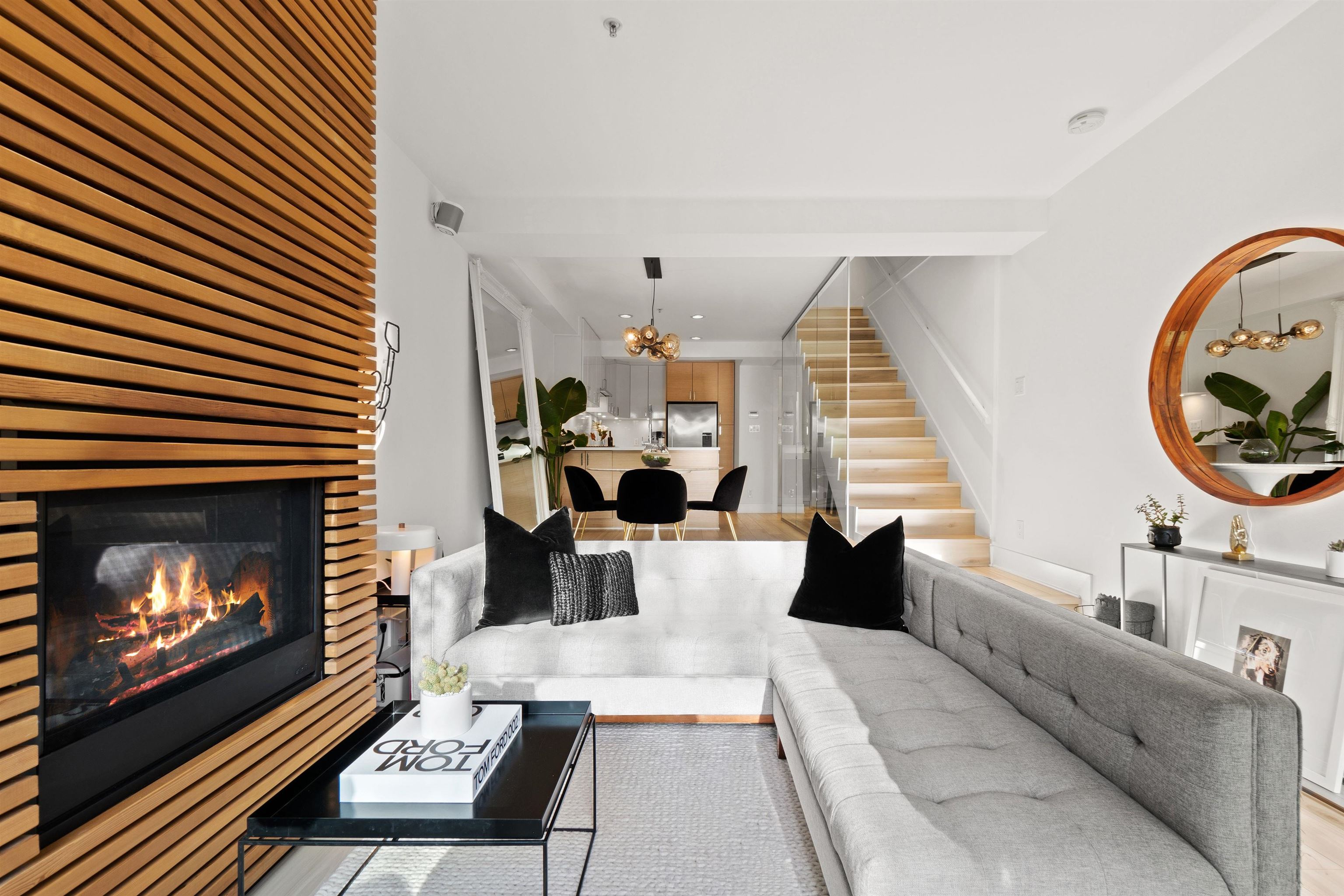 1672 Mclean Drive, Vancouver, BC, V5L 3P3