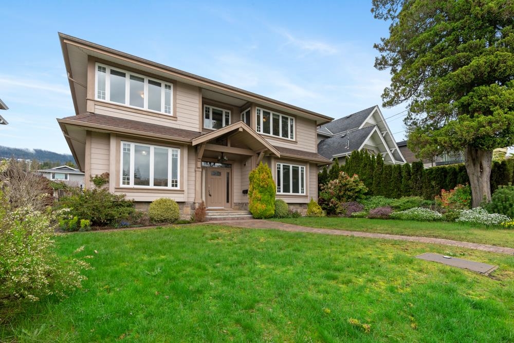 1135 Inglewood Avenue, West Vancouver, BC, V7T 1Y4