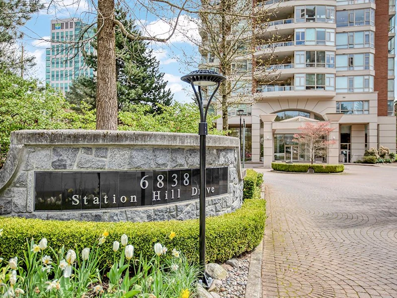 1403 - 6838 Station Hill Drive, Burnaby BC V3N 5A4