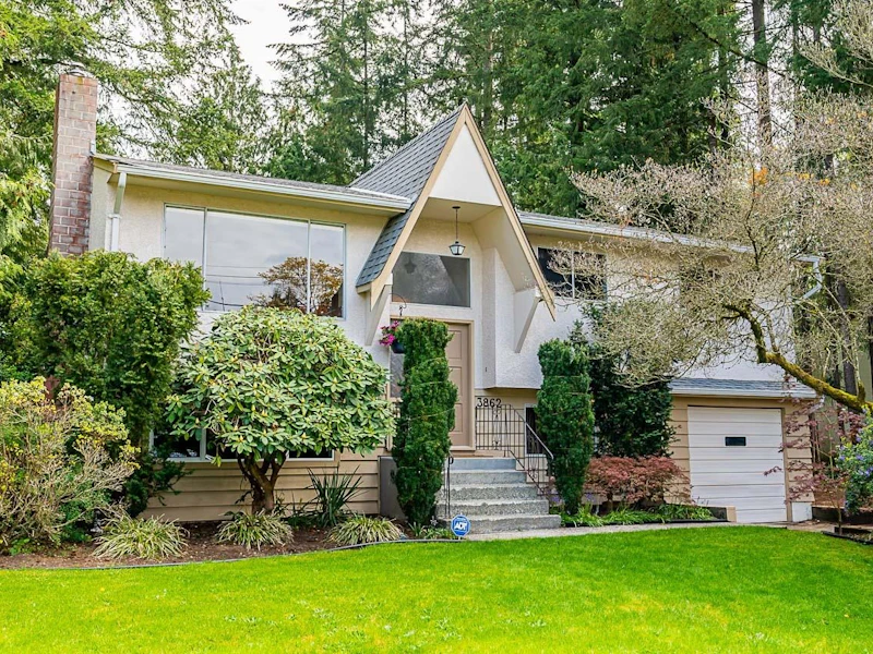 3862 202a Street, Langley BC V3A 1T2