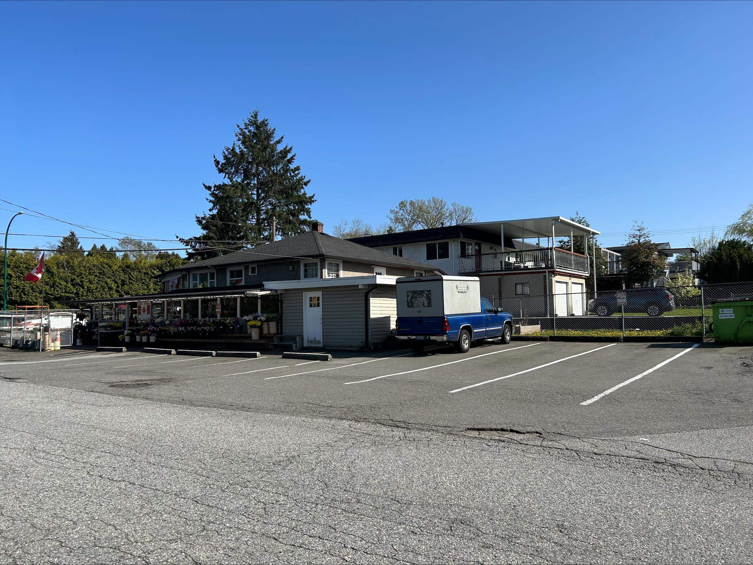 4726 Canada Way, Burnaby, BC, V5G 1L2