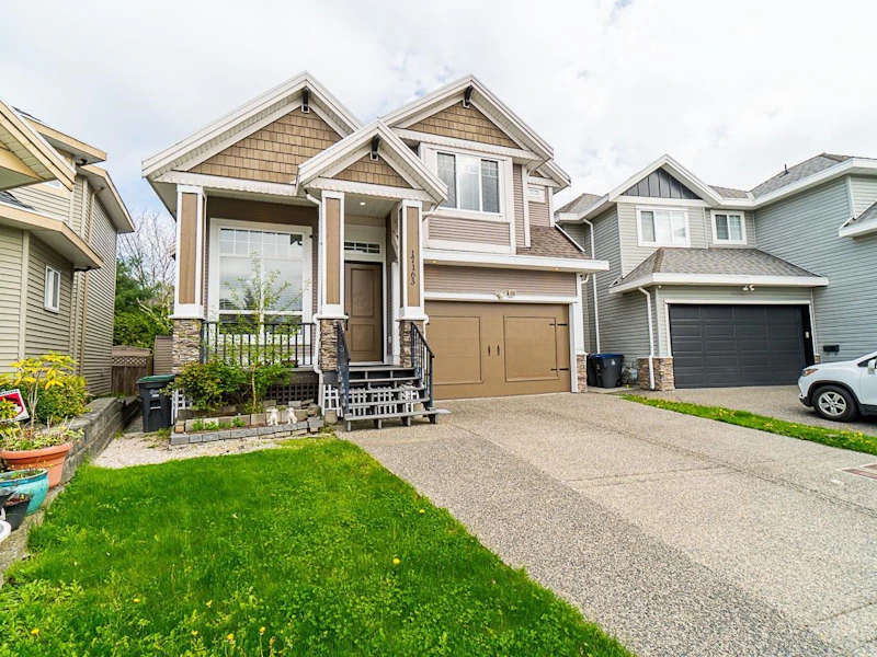 17163 64a Avenue, Surrey BC V3S 4P8