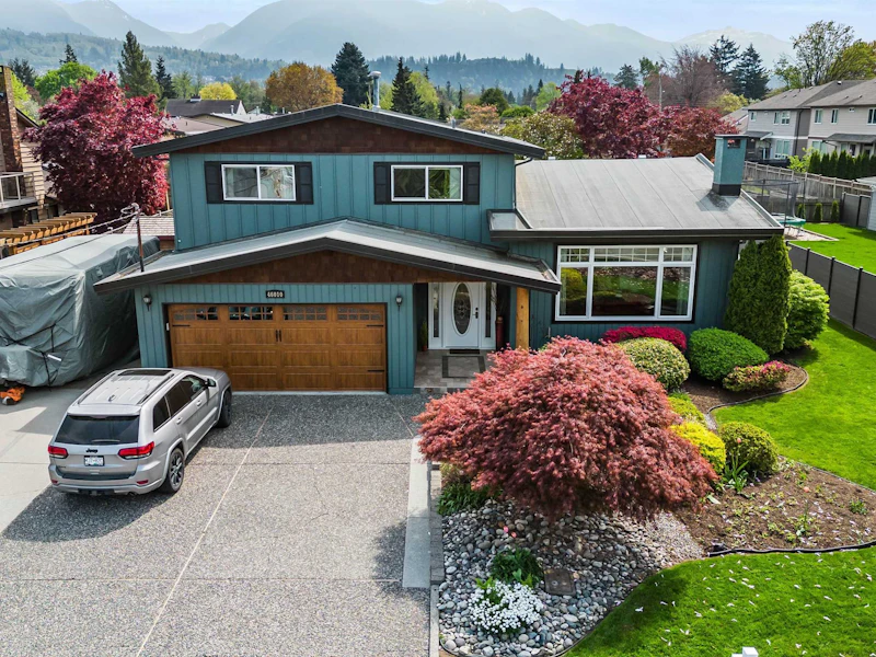 46010 Collins Drive, Chilliwack BC V2R 2G2