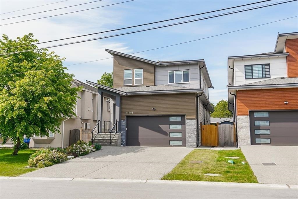 11701 74 Avenue, Delta, BC, V4C 1E6