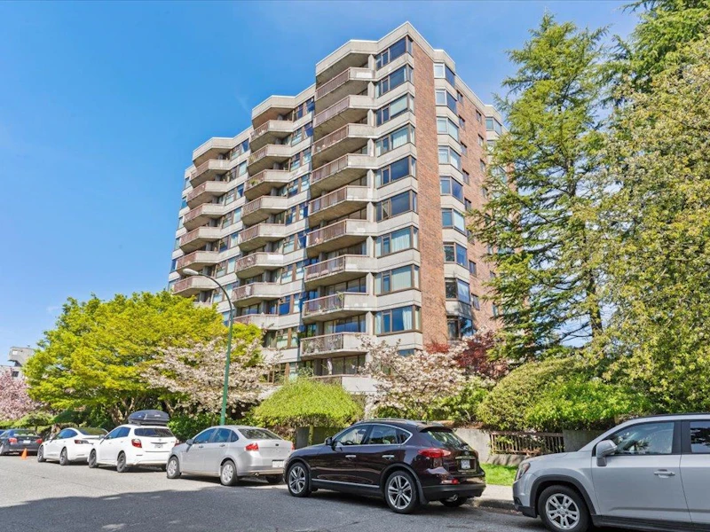 1004 - 2445 W 3rd Avenue, Vancouver BC V6K 4K6