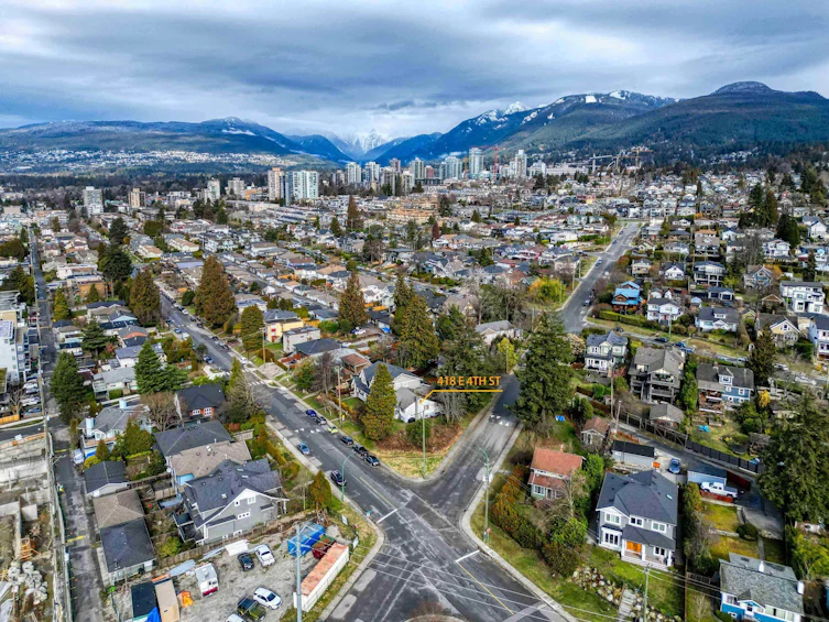 418 E 4th Street, North Vancouver, BC, V7L 1J2