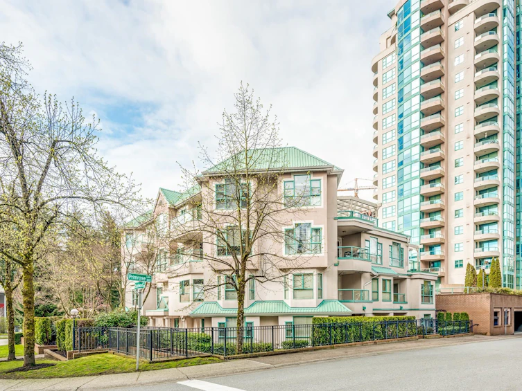 402E-3081 Glen Drive, Coquitlam, BC, V3B 2P8