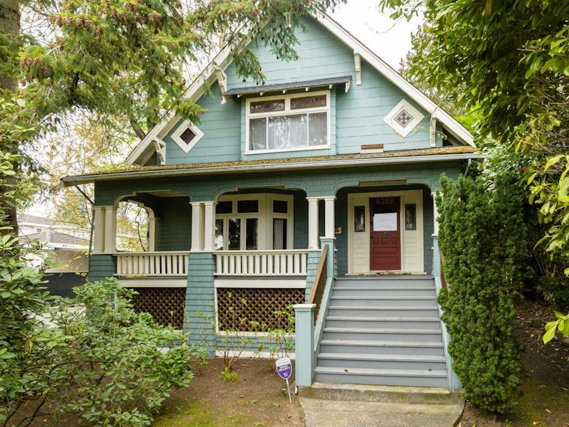 4569 Victory Street, Burnaby BC V5J 1R8