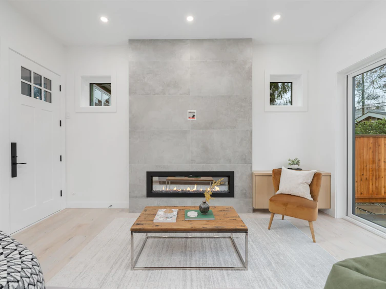 2-2630 Eton Street, Vancouver, BC, V5K 1K1