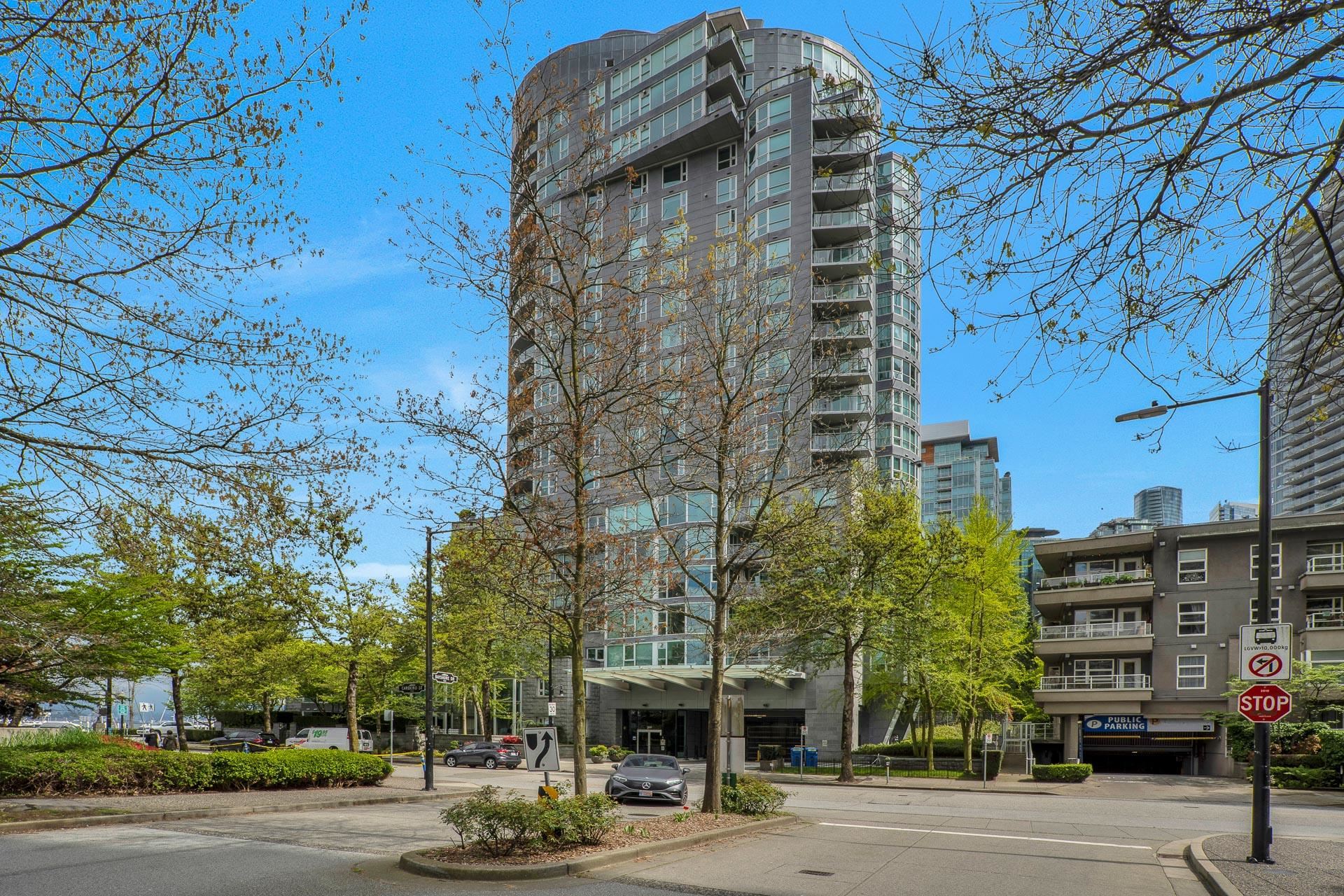 305-560 Cardero Street, Vancouver, BC, V6G 3E9