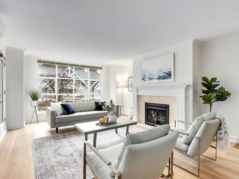 205 - 3383 Capilano Crescent, North Vancouver BC V7R 4W7
