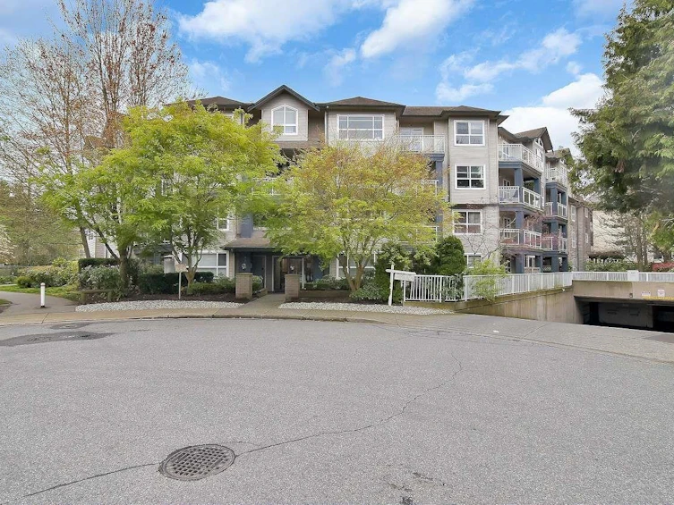 408-8115 121a Street, Surrey, BC, V3W 1J2