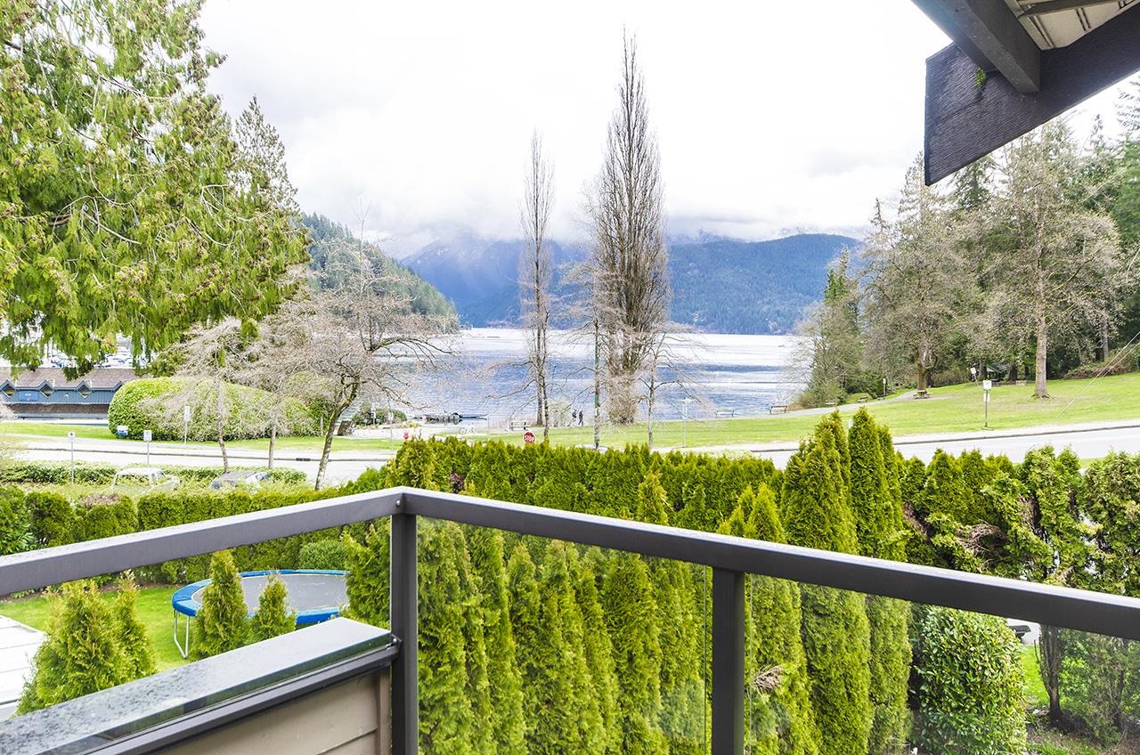 2048 Banbury Road, North Vancouver, BC, V7G 1W5