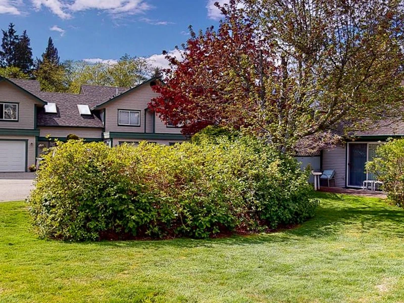 109 - 5711 Ebbtide Street, Sechelt BC