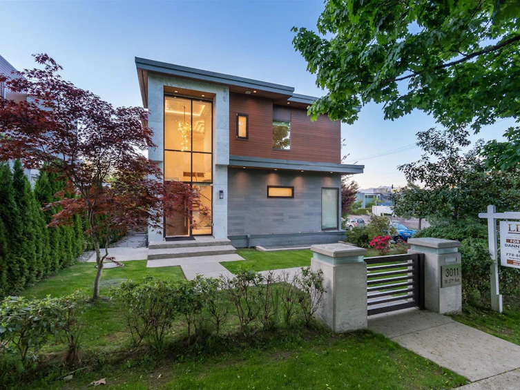3011 W 27th Avenue, Vancouver, BC, V6L 1W6