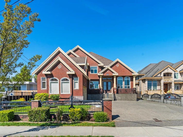 6309 132 Street, Surrey, BC, V3X 1M7