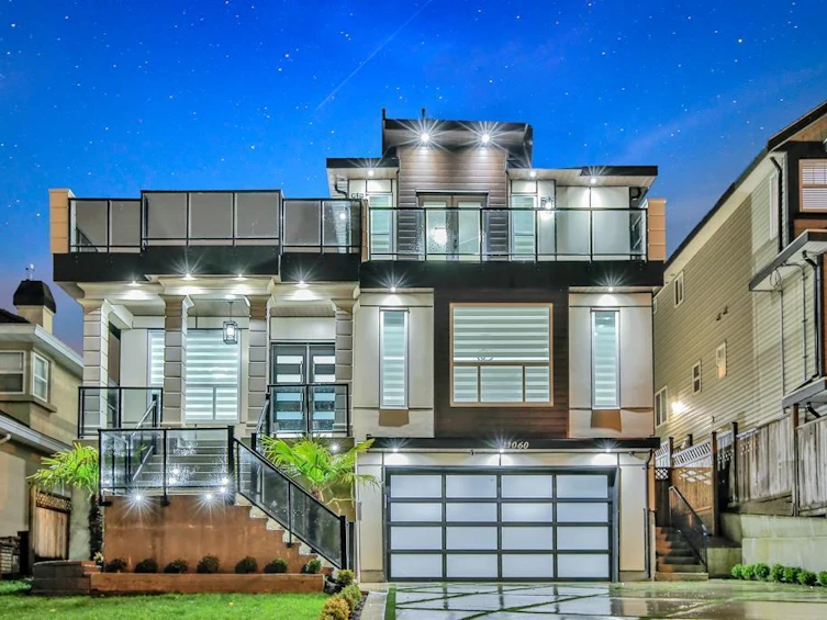 11060 129 Street, Surrey, BC, V3T 3J4